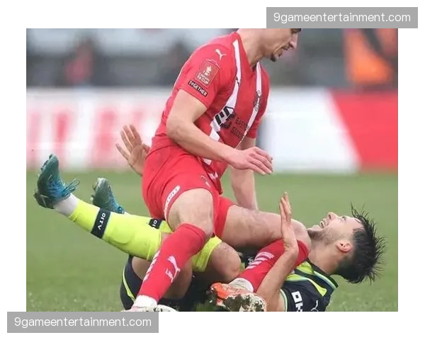 曼城新援融入问题 影响赛季末段稳定性表现